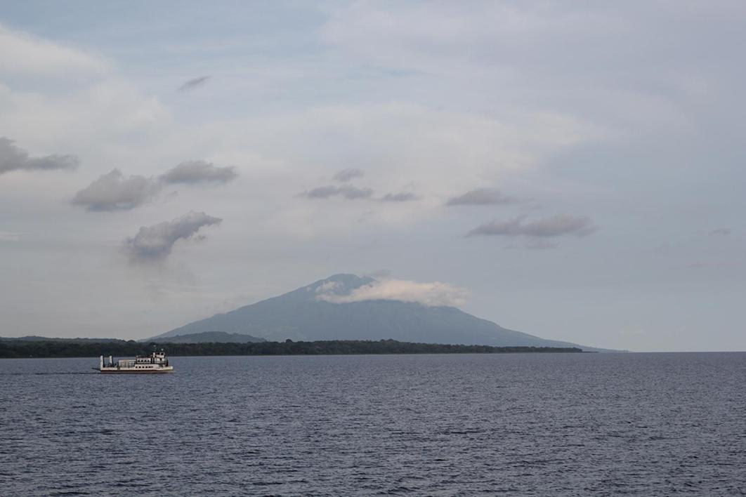 Hostal Brisas Del Ometepe Habitacion 1 リバス エクステリア 写真