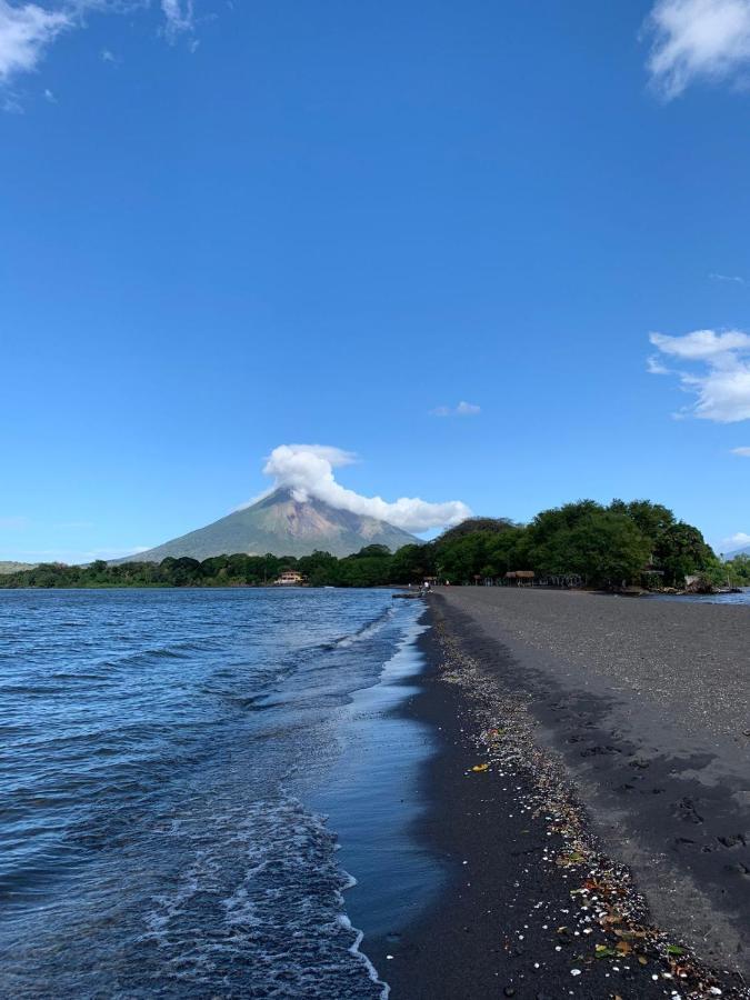 Hostal Brisas Del Ometepe Habitacion 1 リバス エクステリア 写真